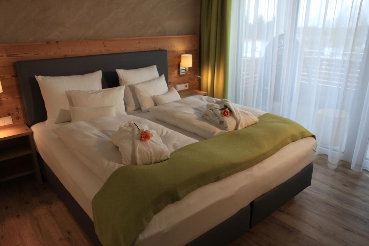 Kirchroth Bachhof Resort Hotel מראה חיצוני תמונה