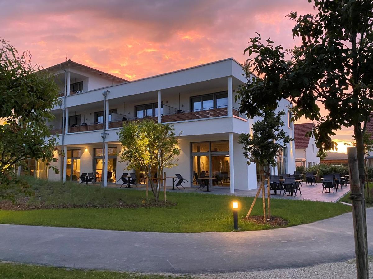 Kirchroth Bachhof Resort Hotel מראה חיצוני תמונה